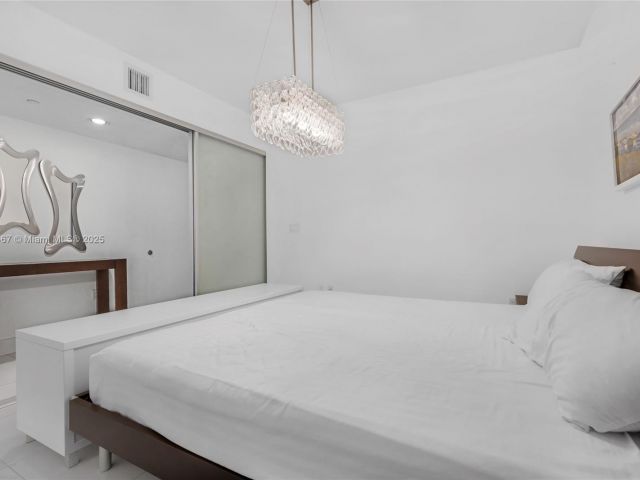 Apartment for rent  Unit #2609 - photo 5709304