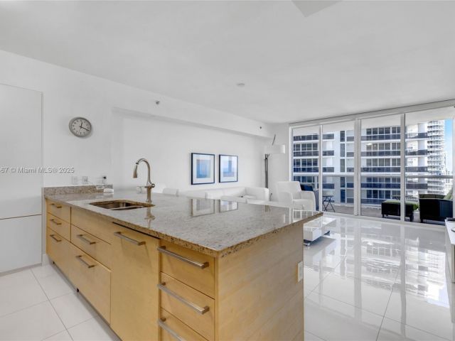 Apartment for rent  Unit #2609 - photo 5709314