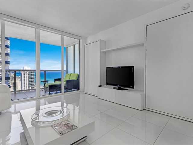 Apartment for rent  Unit #2609 - photo 5709316