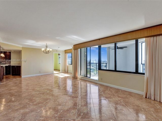 Apartment for sale  Unit #518 - photo 5669893