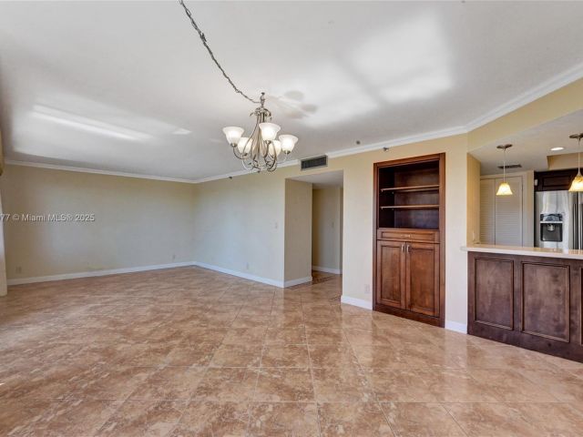 Apartment for sale  Unit #518 - photo 5669894