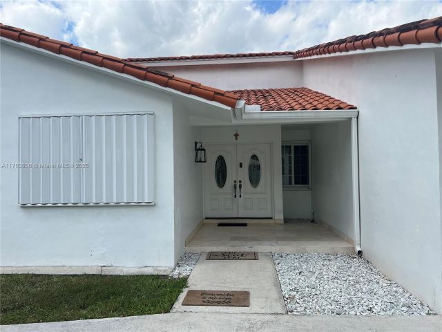 Home for sale at 116 SW 135th Ave - photo 5556435