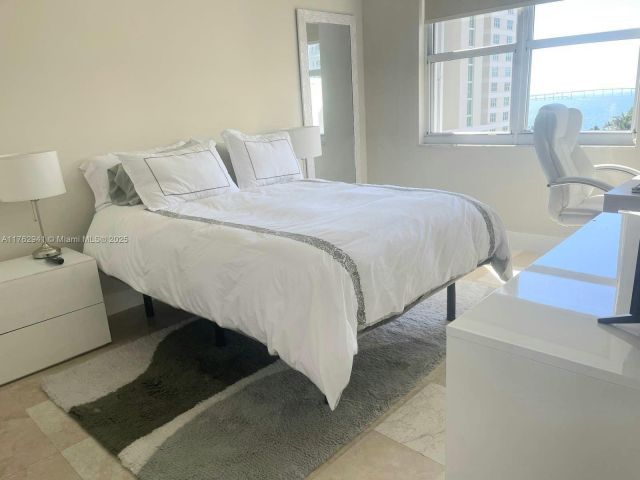 Apartment for rent  Unit #904 - photo 6123022