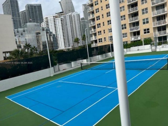 Apartment for rent  Unit #904 - photo 6123034