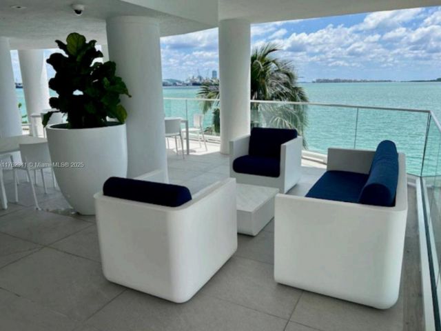 Apartment for rent  Unit #904 - photo 6123036