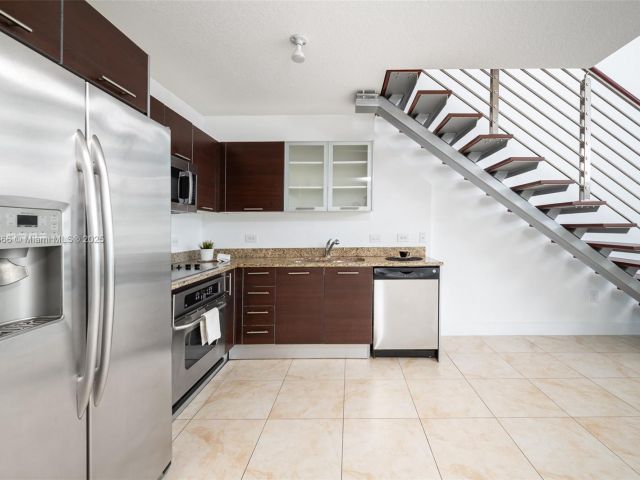 Apartment for sale  Unit #1815 - photo 5644929