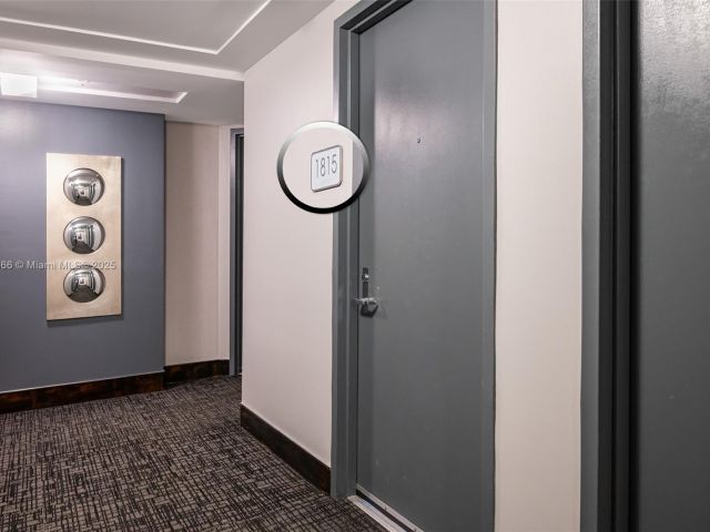 Apartment for sale  Unit #1815 - photo 5644941