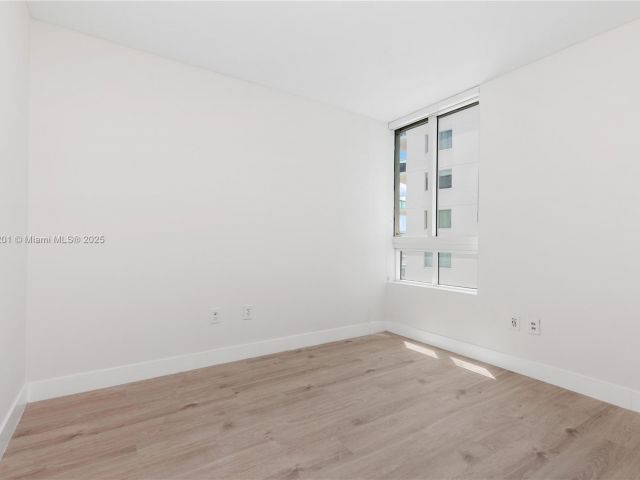 Apartment for sale  Unit #1503 - photo 5928549