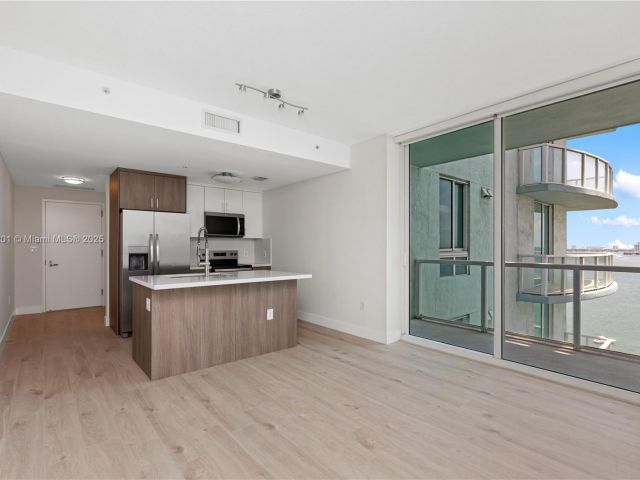 Apartment for sale  Unit #1503 - photo 5928560