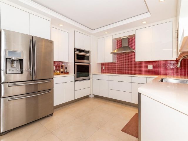 Apartment for sale  Unit #5M - photo 5699816