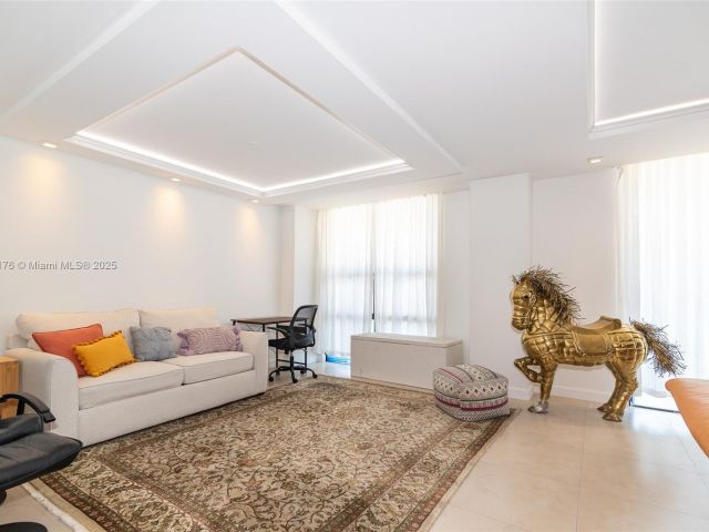 Apartment for sale  Unit #5M - photo 5699819