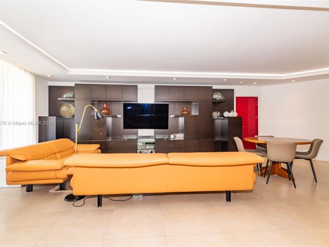 Apartment for sale  Unit #5M - photo 5699823