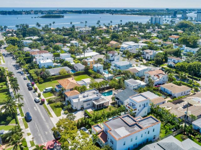 Home for sale at 222 Greenwood Drive - photo 5750505