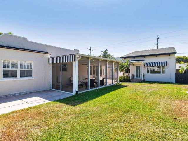 Home for sale at 222 Greenwood Drive - photo 5750511