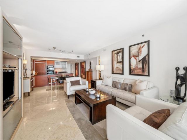 Apartment for rent  Unit #3111 - photo 5672397