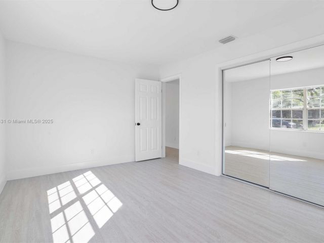 Home for sale at 1401 NW 45th St - photo 5813330