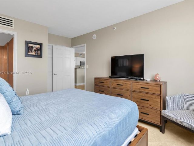 Apartment for sale  Unit #710 - photo 5712185
