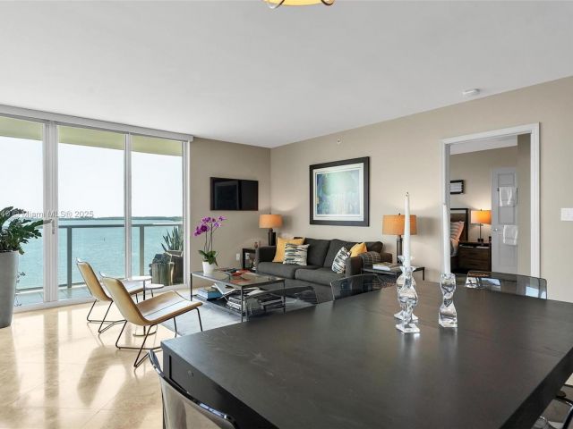 Apartment for sale  Unit #710 - photo 5712188