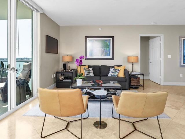 Apartment for sale  Unit #710 - photo 5712191