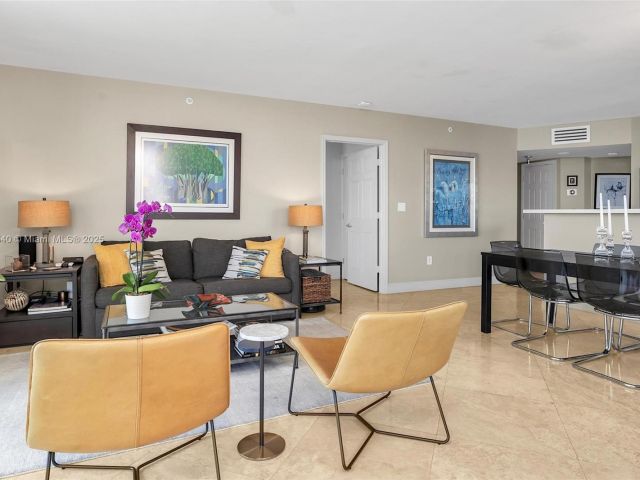 Apartment for sale  Unit #710 - photo 5712192