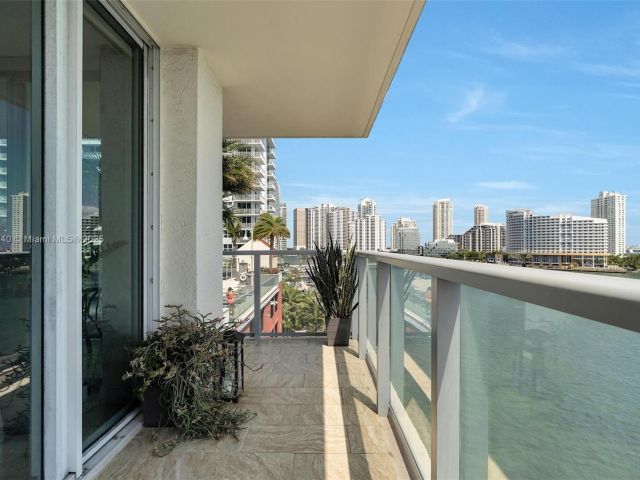 Apartment for sale  Unit #710 - photo 5712196