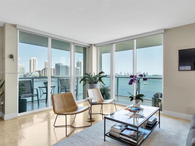 Apartment for sale  Unit #710 - photo 5712202