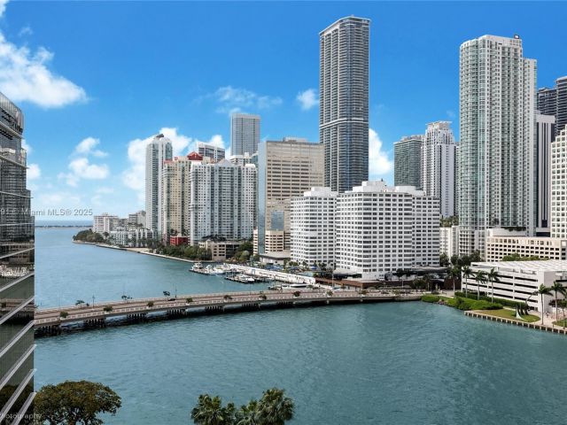 Apartment for sale  Unit #1510 - photo 5717711