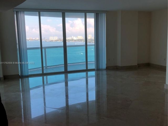 Apartment for sale  Unit #1901 - photo 5642633