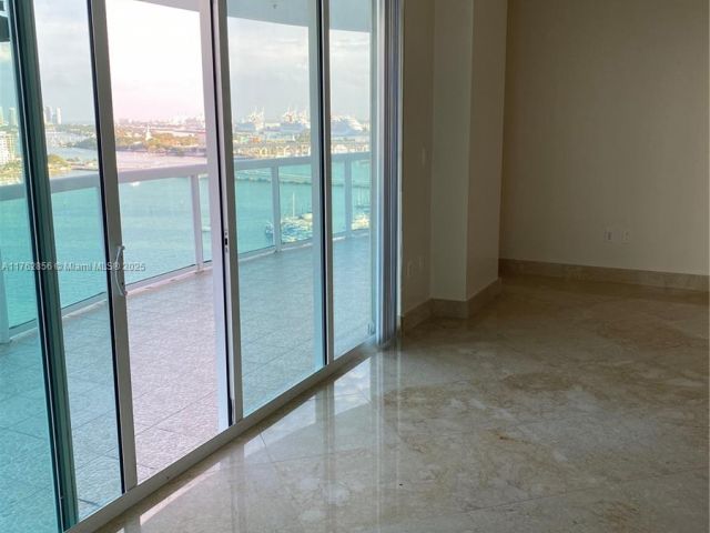 Apartment for sale  Unit #1901 - photo 5642637