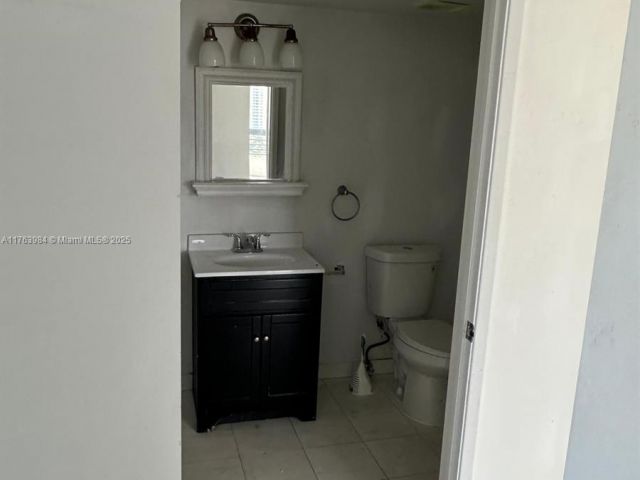 Apartment for sale  Unit #1608 - photo 5690013