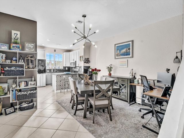 Home for sale at 1839 N Dixie Hwy 1839 - photo 5813421