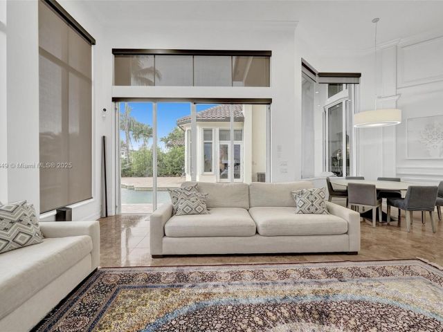 Home for sale at 17529 Middlebrook Way - photo 5588378