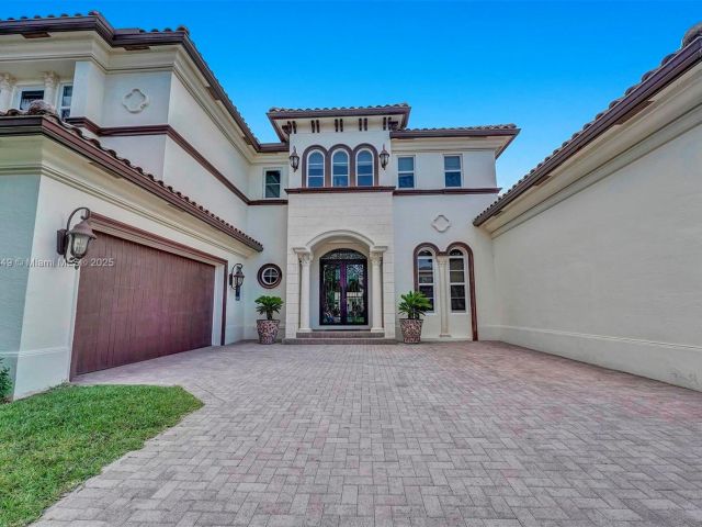 Home for sale at 17529 Middlebrook Way - photo 5588392