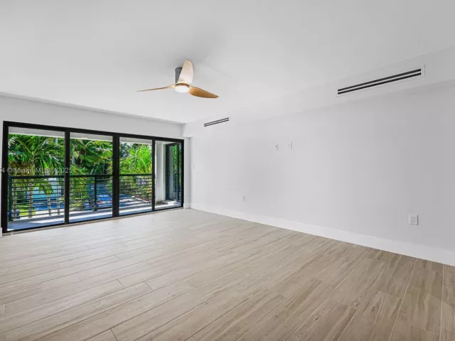 Home for sale at 3305 NE 15th St - photo 5713758