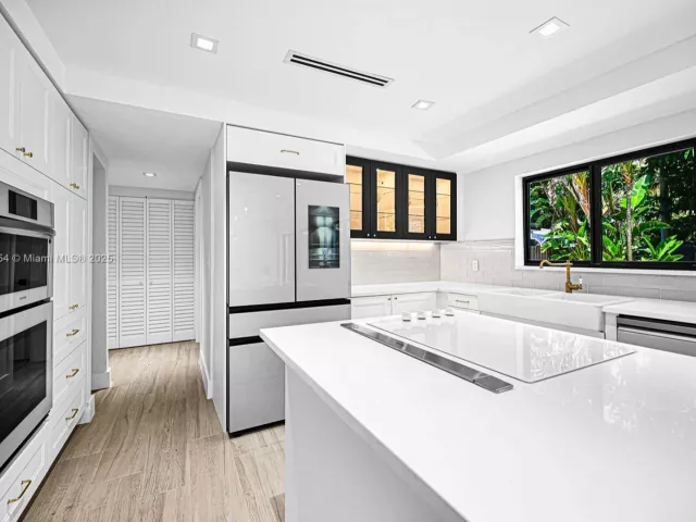 Home for sale at 3305 NE 15th St - photo 5713763