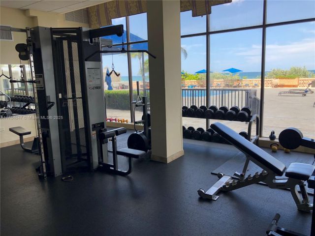 Apartment for sale  Unit #15C - photo 5721286