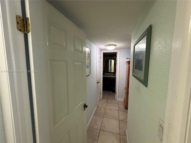 Apartment for sale  Unit #15C - photo 5721297