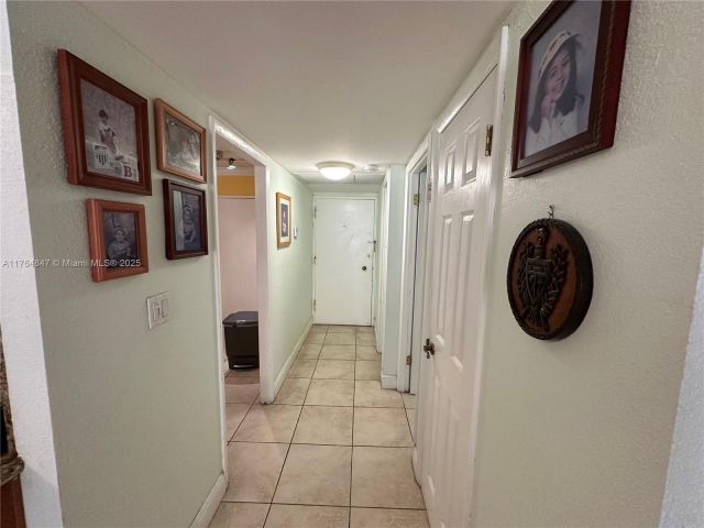 Apartment for sale  Unit #15C - photo 5721299