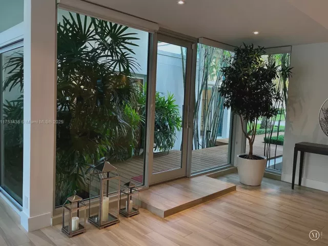 3-bedroom home for rent in Fort Lauderdale - 1701 SE 11th St - MondialRealty