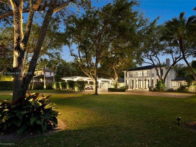 Home for sale at 4550 Sunset Dr - photo 5844907