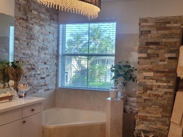 Home for sale at 949 Harbor Vw N - photo 5702540