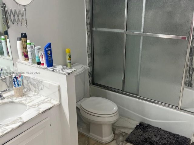 Apartment for sale  Unit #8M - photo 5704254