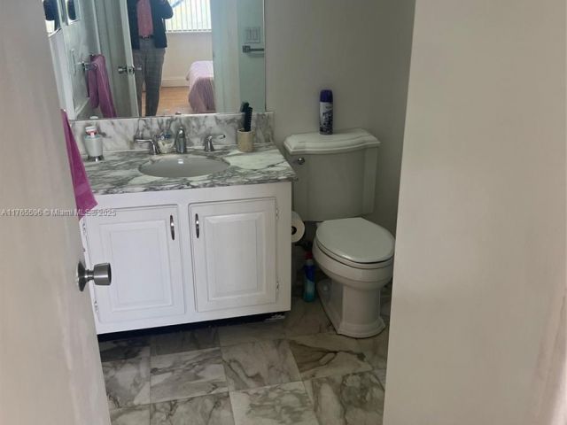 Apartment for sale  Unit #8M - photo 5704259