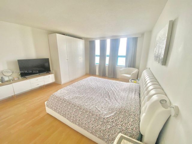 Apartment for sale  Unit #8M - photo 6181820