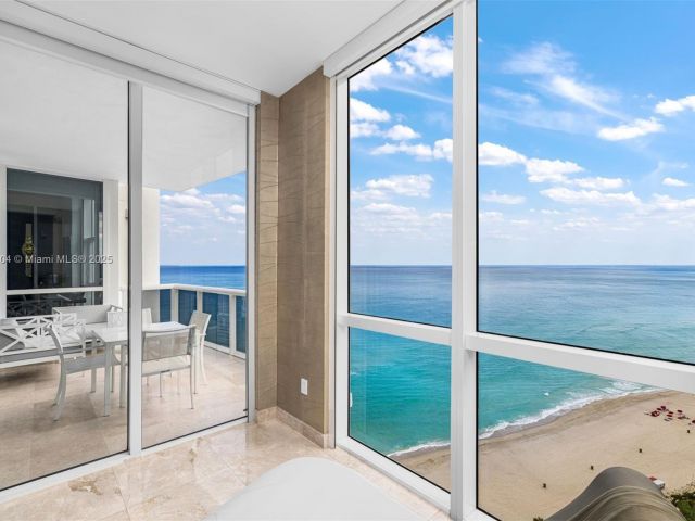 Apartment for sale  Unit #3604 - photo 5728583