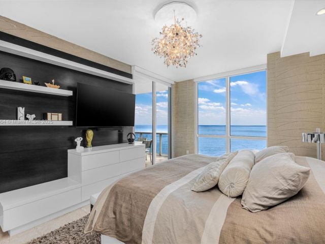 Apartment for sale  Unit #3604 - photo 5728585