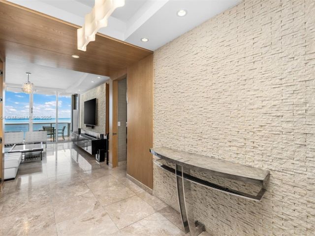 Apartment for sale  Unit #3604 - photo 5728593