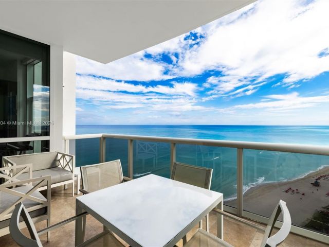 Apartment for sale  Unit #3604 - photo 5728598