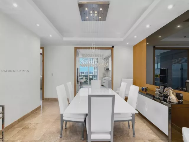 Apartment for sale  Unit #3604 - photo 5728591