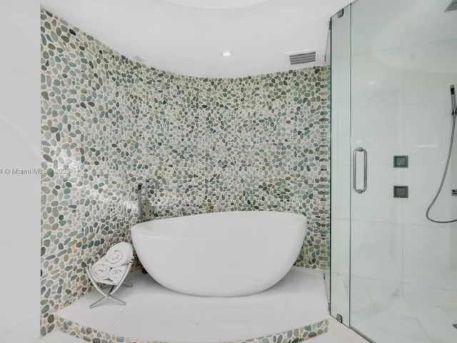 Apartment for sale  Unit #3604 - photo 5728582